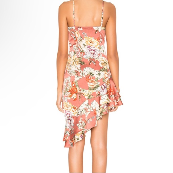 superdown Asymmetrical Ruffle Dress in Nude Floral size M - Picture 3 of 6